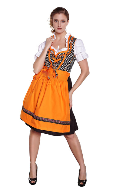 Traditionelles Dirndl mit Bluse und Schürze im klassischen Stil