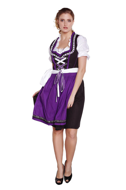 Traditionelles Dirndl mit Bluse und Schürze im klassischen Stil