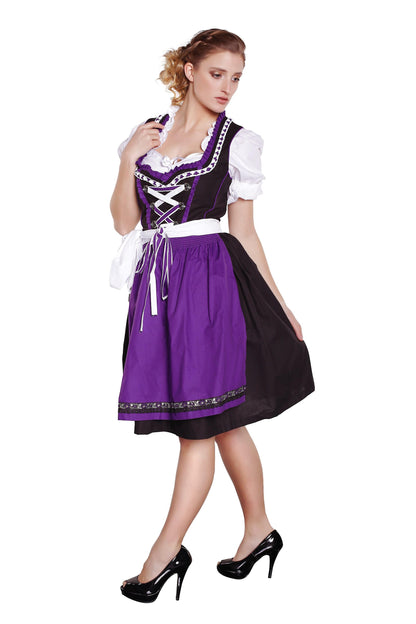 Traditionelles Dirndl mit Bluse und Schürze im klassischen Stil
